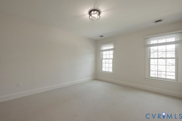 12206 Country Hills Ter, Glen Allen, VA 23059