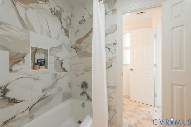 12206 Country Hills Ter, Glen Allen, VA 23059