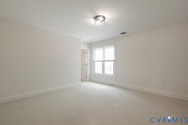 12206 Country Hills Ter, Glen Allen, VA 23059