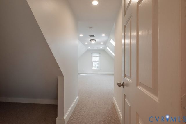 12206 Country Hills Ter, Glen Allen, VA 23059