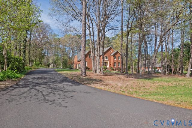 12206 Country Hills Ter, Glen Allen, VA 23059