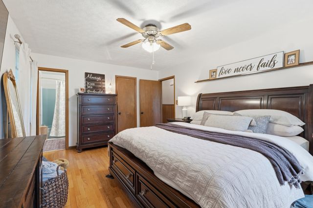 1328 Hillvale Rd, Louisville, TN 37777