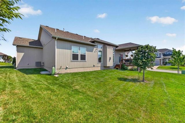 2339 NE Skopelos Court, Blue Springs, MO 64029