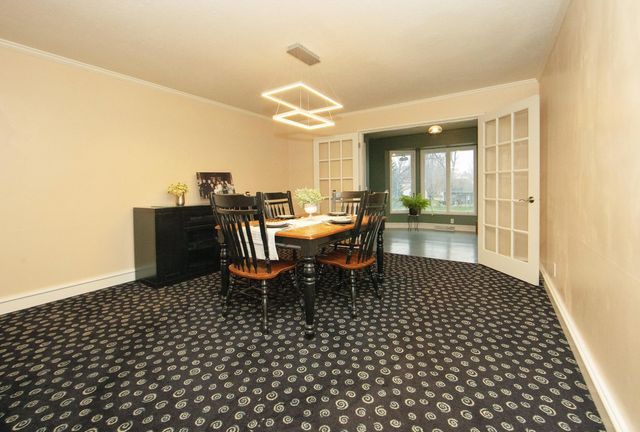 1306 Grandview Avenue, Waverly, IA 50677