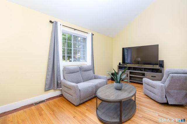 29 Old Simsbury Road, Granby, CT 06035