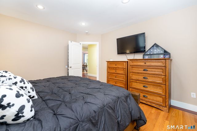 29 Old Simsbury Road, Granby, CT 06035