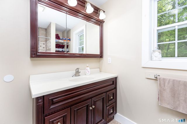 29 Old Simsbury Road, Granby, CT 06035