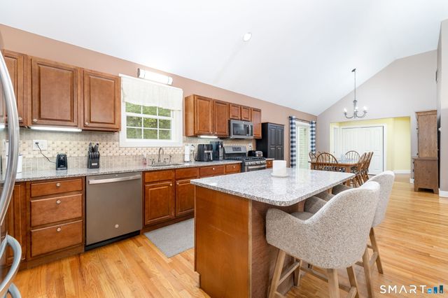 29 Old Simsbury Road, Granby, CT 06035