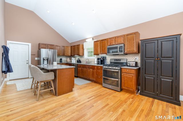 29 Old Simsbury Road, Granby, CT 06035