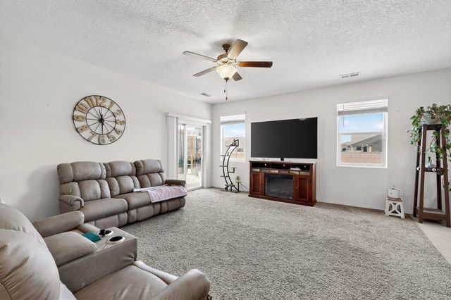 1802 Goldenflare Loop NE, Rio Rancho, NM 87144