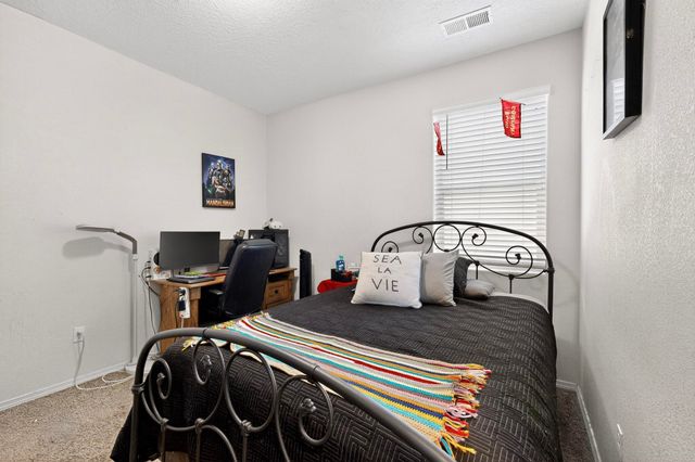 1802 Goldenflare Loop NE, Rio Rancho, NM 87144