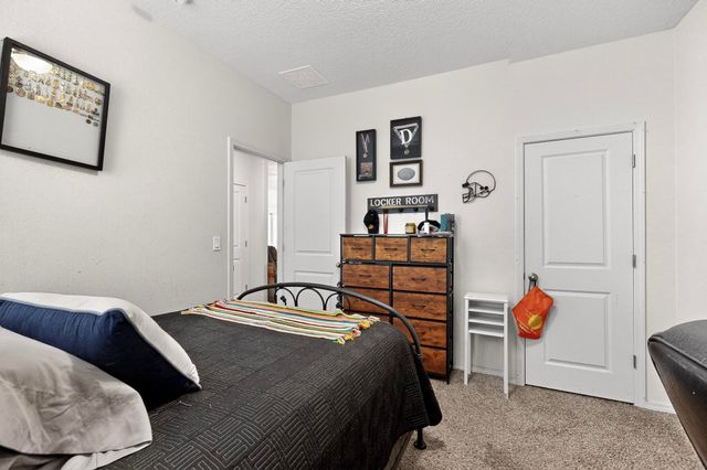 1802 Goldenflare Loop NE, Rio Rancho, NM 87144