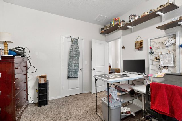 1802 Goldenflare Loop NE, Rio Rancho, NM 87144