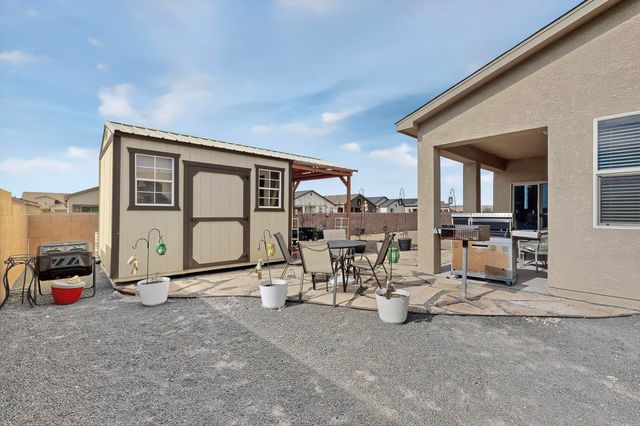 1802 Goldenflare Loop NE, Rio Rancho, NM 87144