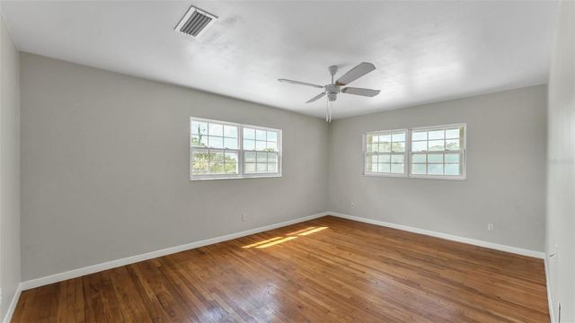 1494 85TH AVENUE N, St Petersburg, FL 33702