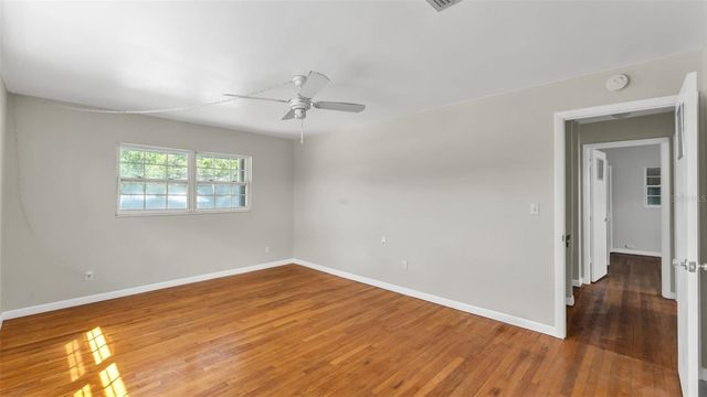 1494 85TH AVENUE N, St Petersburg, FL 33702