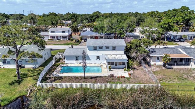 1494 85TH AVENUE N, St Petersburg, FL 33702