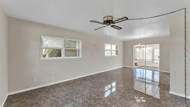 1494 85TH AVENUE N, St Petersburg, FL 33702