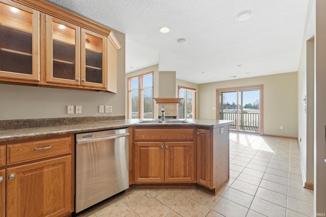 7931 Sky Breeze Court, Fort Wayne, IN 46804