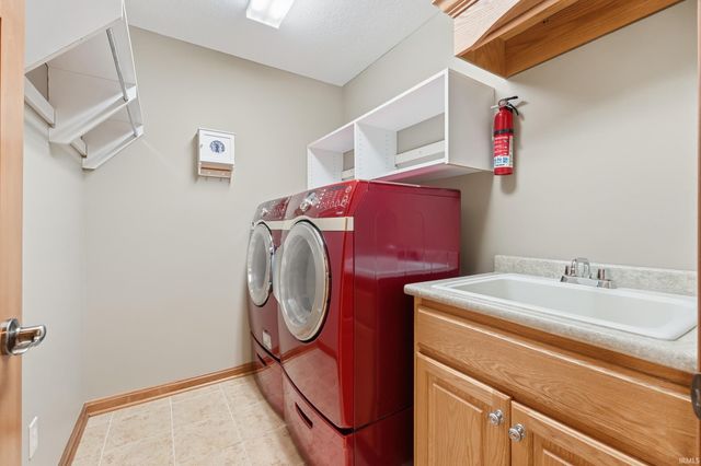 7931 Sky Breeze Court, Fort Wayne, IN 46804