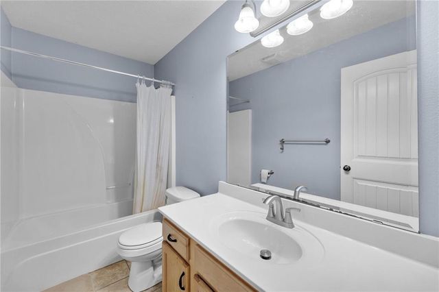 21811 LOMBARDO Lane, Peculiar, MO 64078