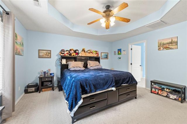 21811 LOMBARDO Lane, Peculiar, MO 64078