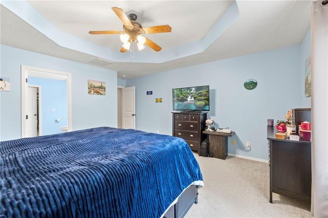 21811 LOMBARDO Lane, Peculiar, MO 64078