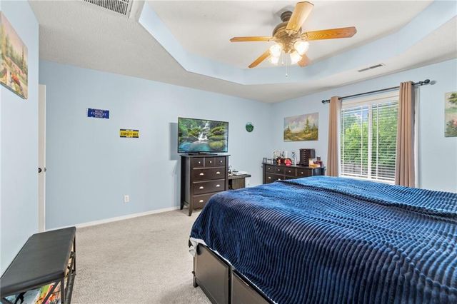 21811 LOMBARDO Lane, Peculiar, MO 64078
