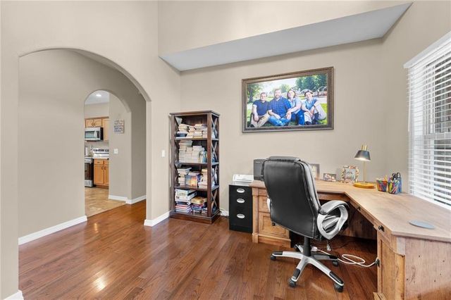 21811 LOMBARDO Lane, Peculiar, MO 64078