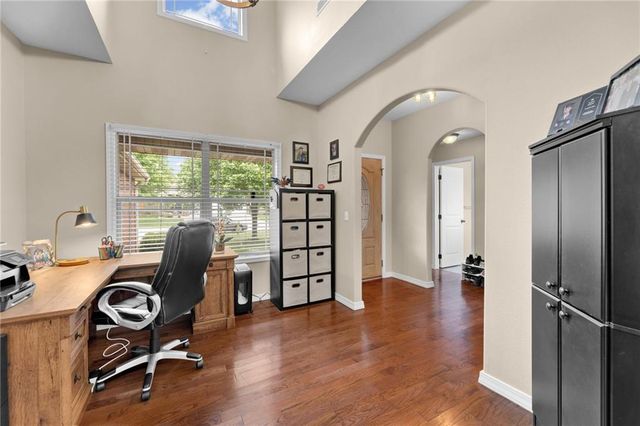 21811 LOMBARDO Lane, Peculiar, MO 64078