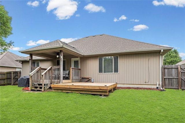 21811 LOMBARDO Lane, Peculiar, MO 64078
