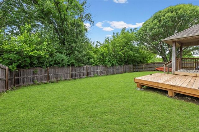 21811 LOMBARDO Lane, Peculiar, MO 64078