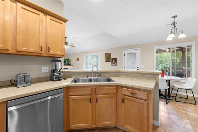 21811 LOMBARDO Lane, Peculiar, MO 64078