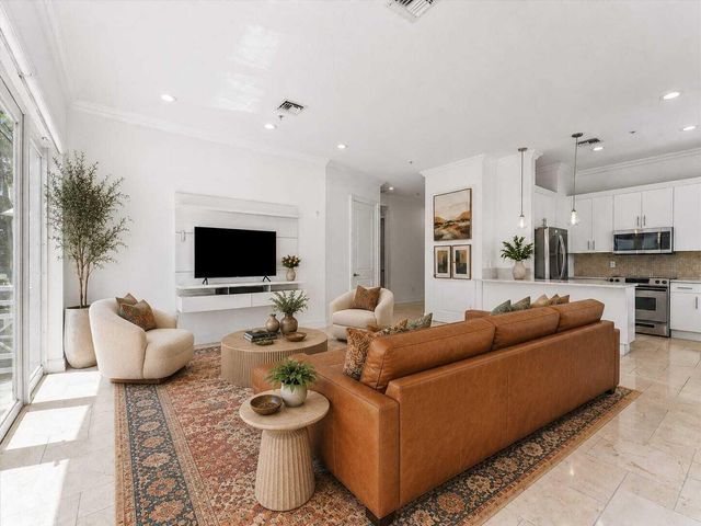 12 SE 1ST Avenue 201, Delray Beach, FL 33444