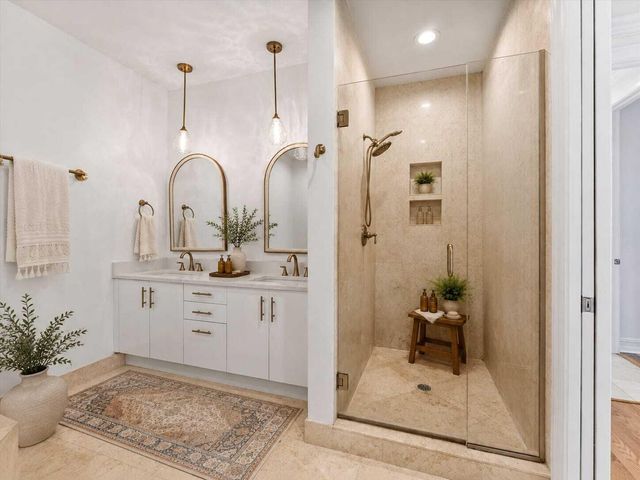 12 SE 1ST Avenue 201, Delray Beach, FL 33444