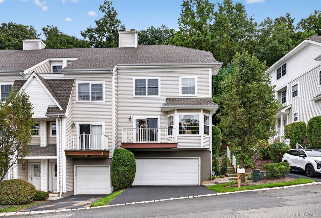 28 Crystal Hill Drive, Pomona, NY 10970 — exterior
