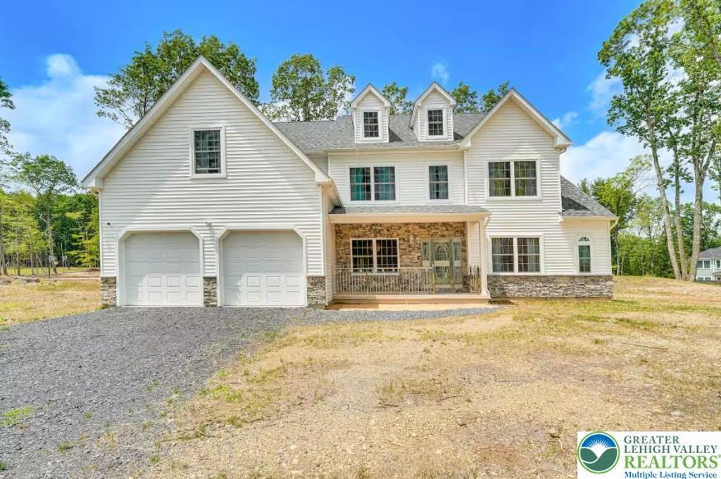 98 Sage Court, Mahoning Twp, PA 18235