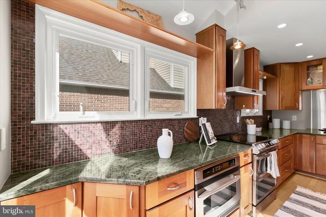 14215 SUMMIT LN, Laurel, MD 20708