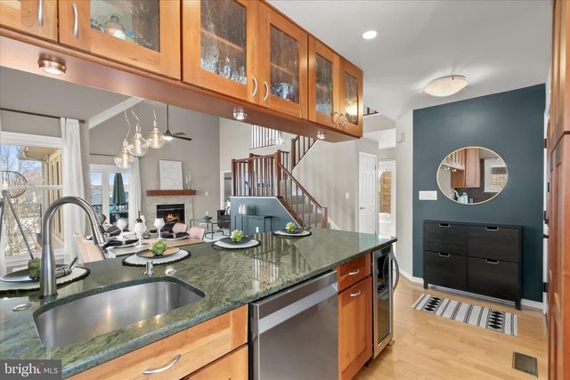 14215 SUMMIT LN, Laurel, MD 20708