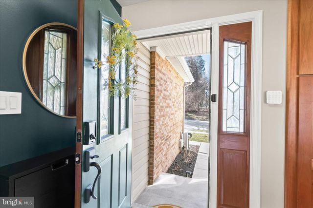 14215 SUMMIT LN, Laurel, MD 20708