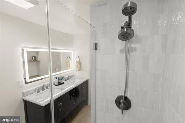 14215 SUMMIT LN, Laurel, MD 20708