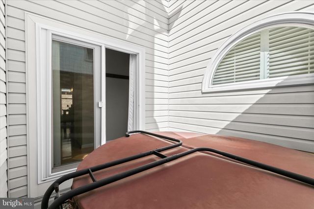 14215 SUMMIT LN, Laurel, MD 20708