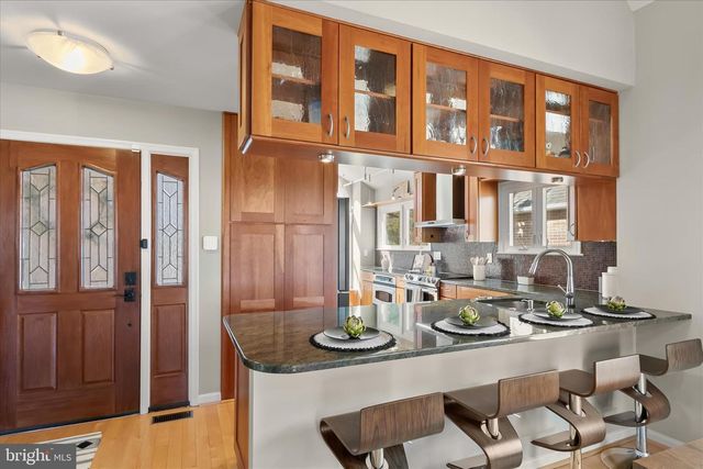 14215 SUMMIT LN, Laurel, MD 20708