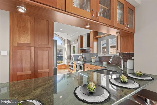 14215 SUMMIT LN, Laurel, MD 20708