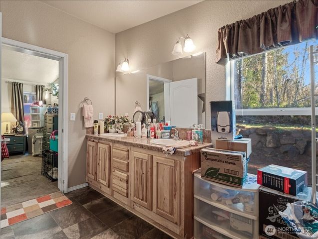 23728 NE Dole Valley Road, Yacolt, WA 98675