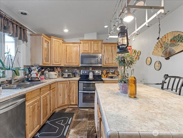 23728 NE Dole Valley Road, Yacolt, WA 98675