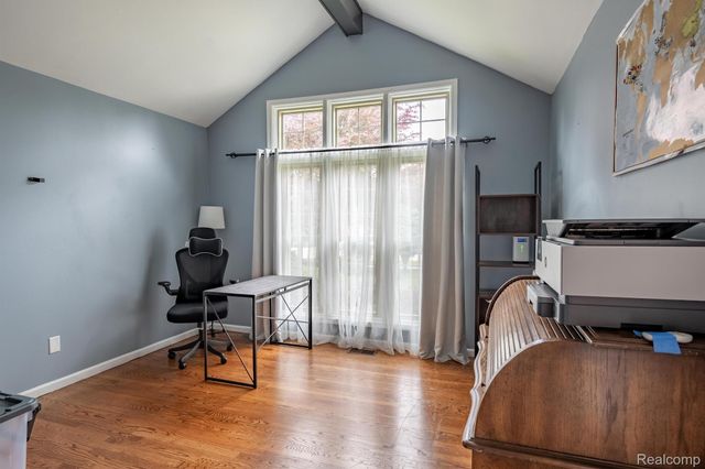 42739 POND VIEW Drive, Sterling Heights, MI 48314