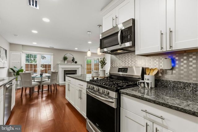 7962 REVENNA LN, Springfield, VA 22153