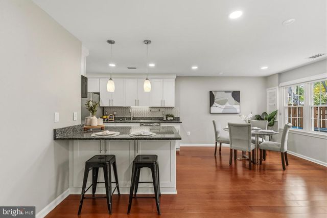 7962 REVENNA LN, Springfield, VA 22153
