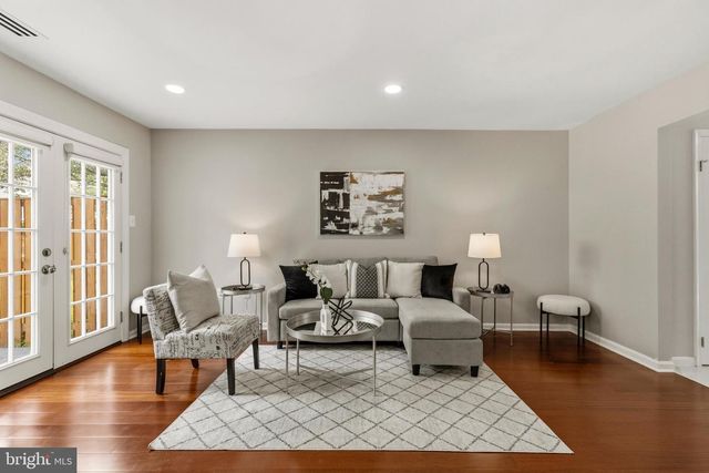 7962 REVENNA LN, Springfield, VA 22153